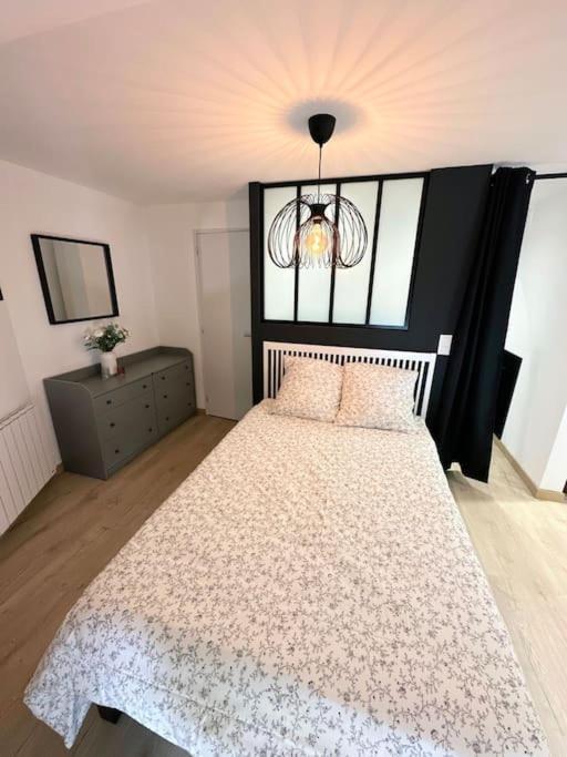 /sacre Studio/parking Prive/wifi * Rodez